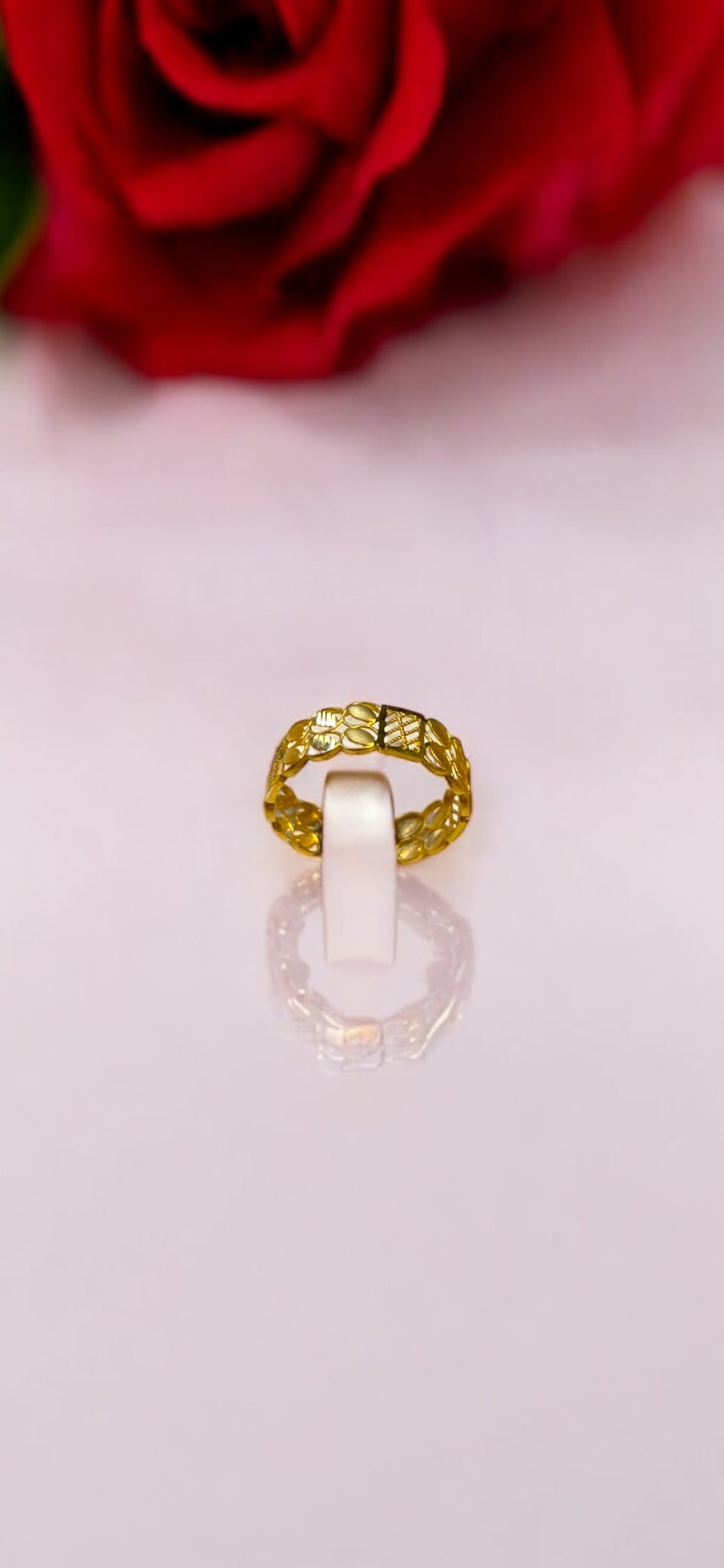 21k Golden Mesh Ring