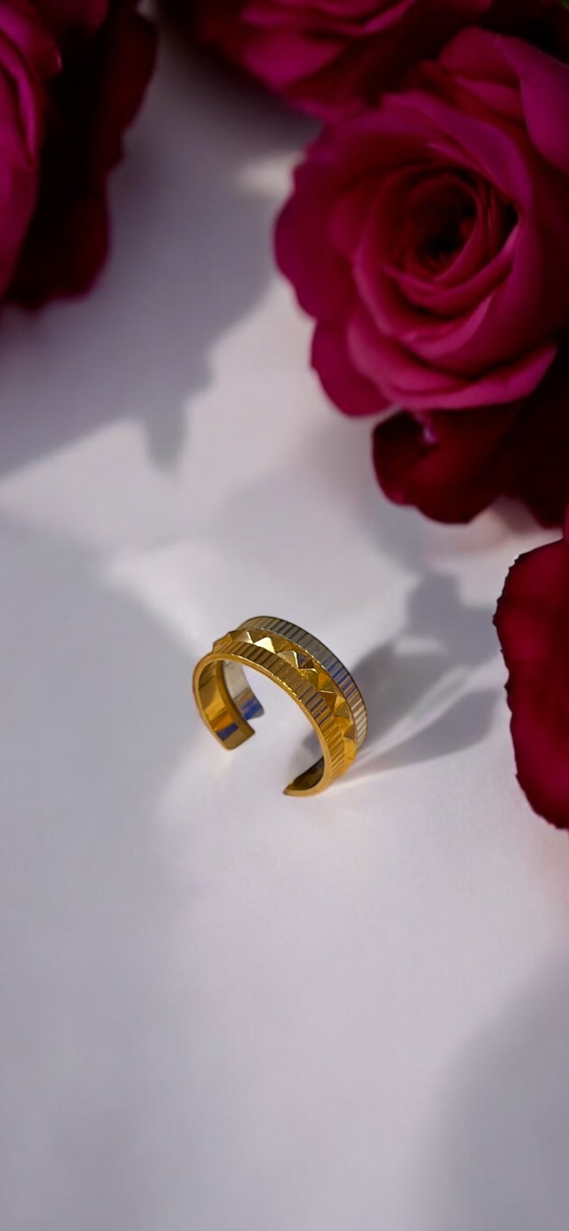 21k Heavy Golden Goth Ring